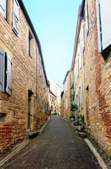 Demeure Du Xiiie-Xive S. Dans La Cite Medievale. 屈埃尔西地区古尔东 外观 照片